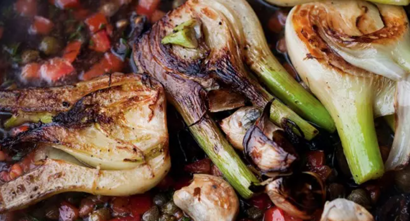 Braised fennel with capers and olives.png