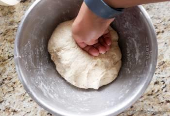 Flatbread making 2.png